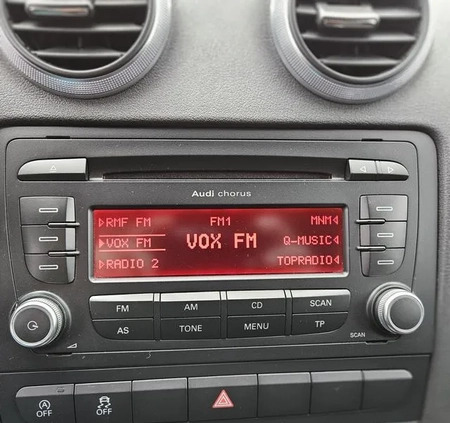 Audi A3 cena 28900 przebieg: 192000, rok produkcji 2010 z Chęciny małe 497